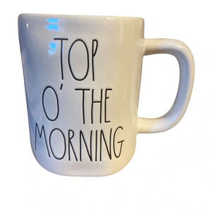 ☘️ Rae Dunn Artisan collection Top ‘O the morning mug ☘️